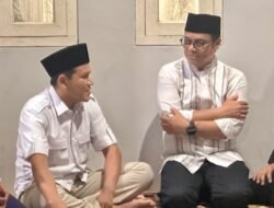 Wagub Aceh Dek Fadh Bertakziah ke Rumah Duka Sjamsul Kahar, Ayahanda Wamenkomdigi Nezar Patria
